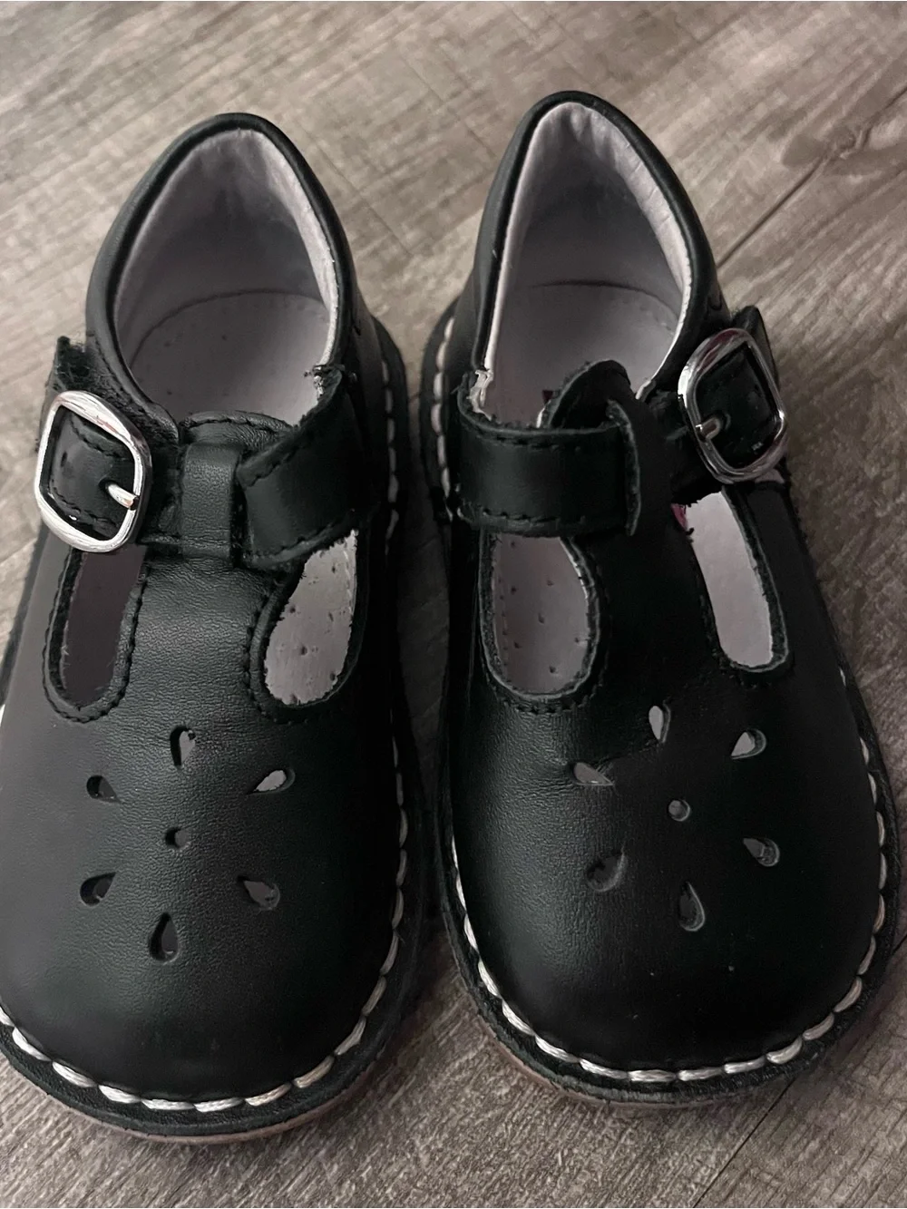 L'Amour Black T-Strap Mary Jane Kids Shoes infant size 5